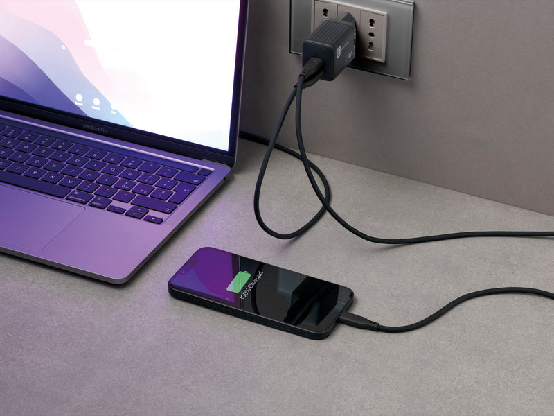 CellularLine 45W GaN Multpower Micro Strømadapter USB-A og USB-C