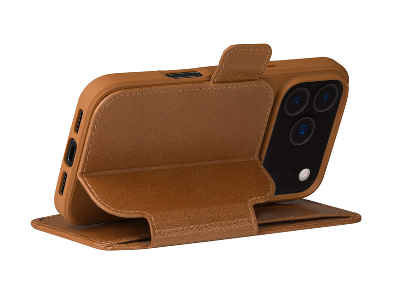 dbramante Copenhagen Lommebokdeksel iPhone 17 Pro - Brun